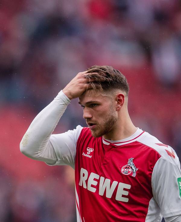 Kölns Jan Thielmann streicht sich durch die Haare.