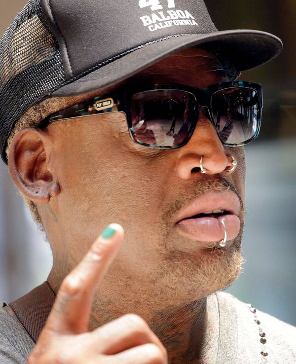 Der ehemalige US-Profi-Basketballer Dennis Rodman kommt in das Koryo Hotel in Pjöngjang (Nordkorea).
