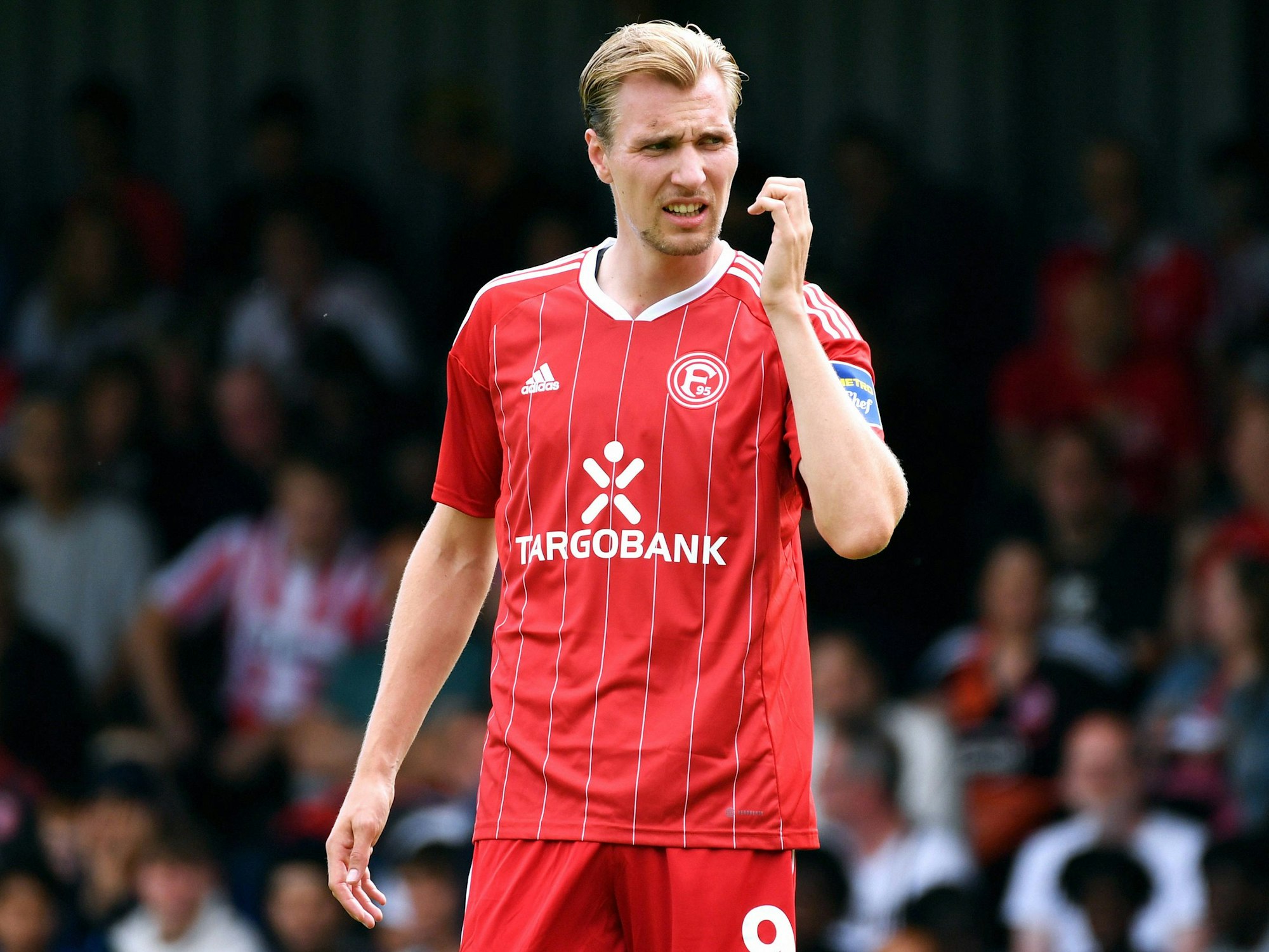 Vincent Vermeij steht im Testspiel bei TuRU Düsseldorf auf dem Platz.