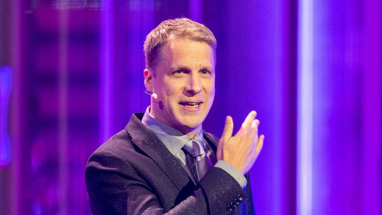 Oliver Pocher steht bei der Aufzeichnung des „Quatsch Comedy Clubs“ am 12. Dezember 2022 auf der Bühne.