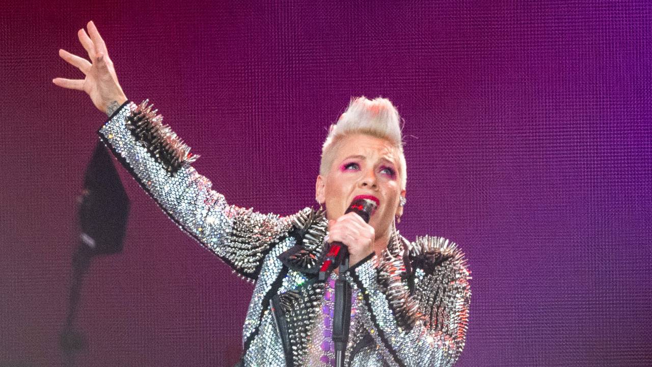 Pink bei einem Konzert in Deutschland