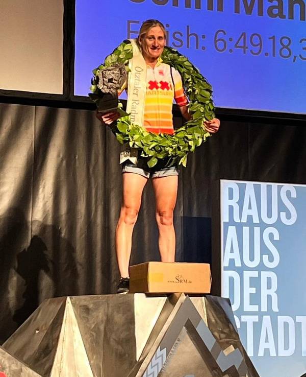 Janine Meyer aus Köln hat den Ötztaler Radmarathon gewonnen.