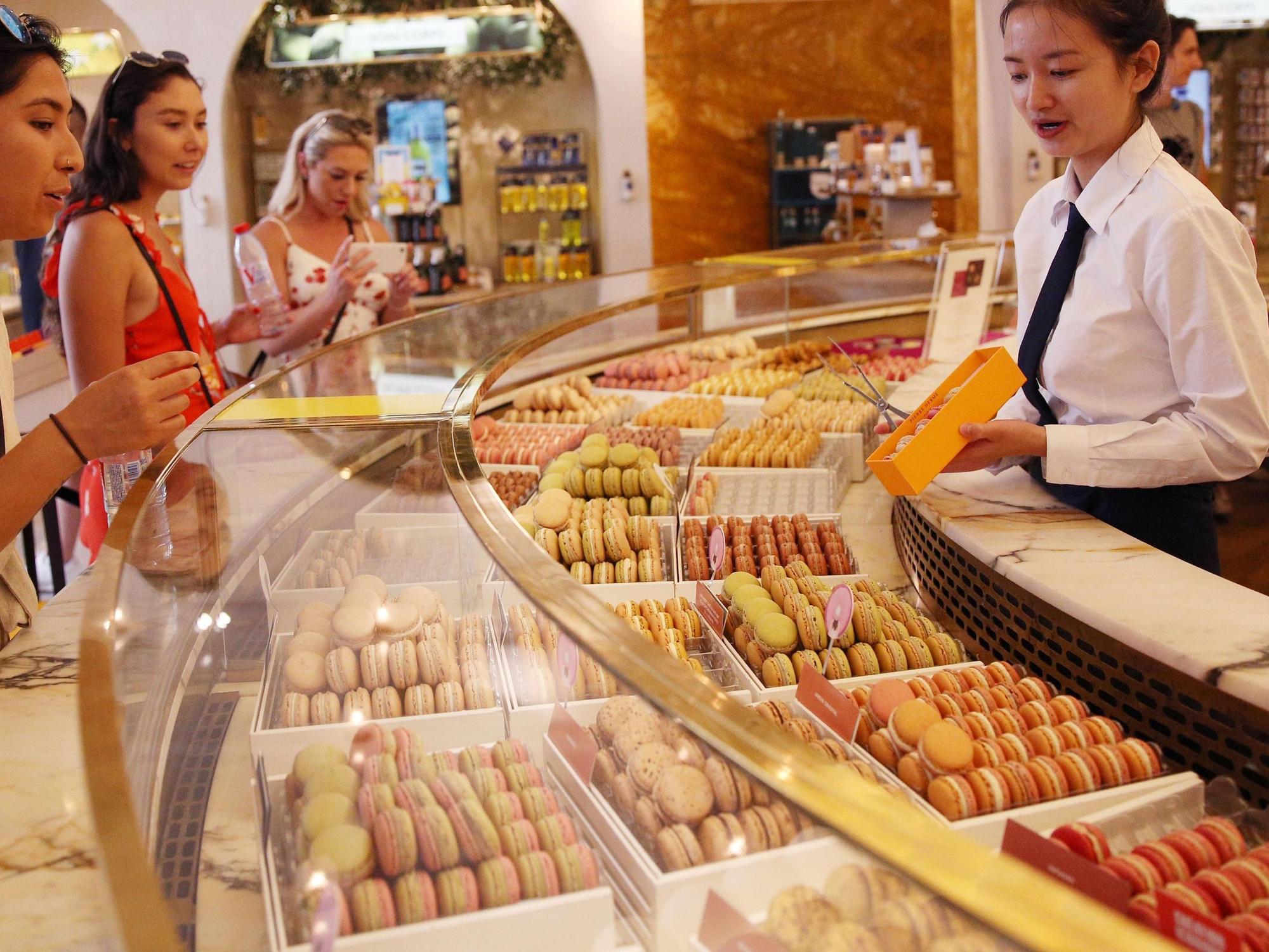 Macarons in Paris