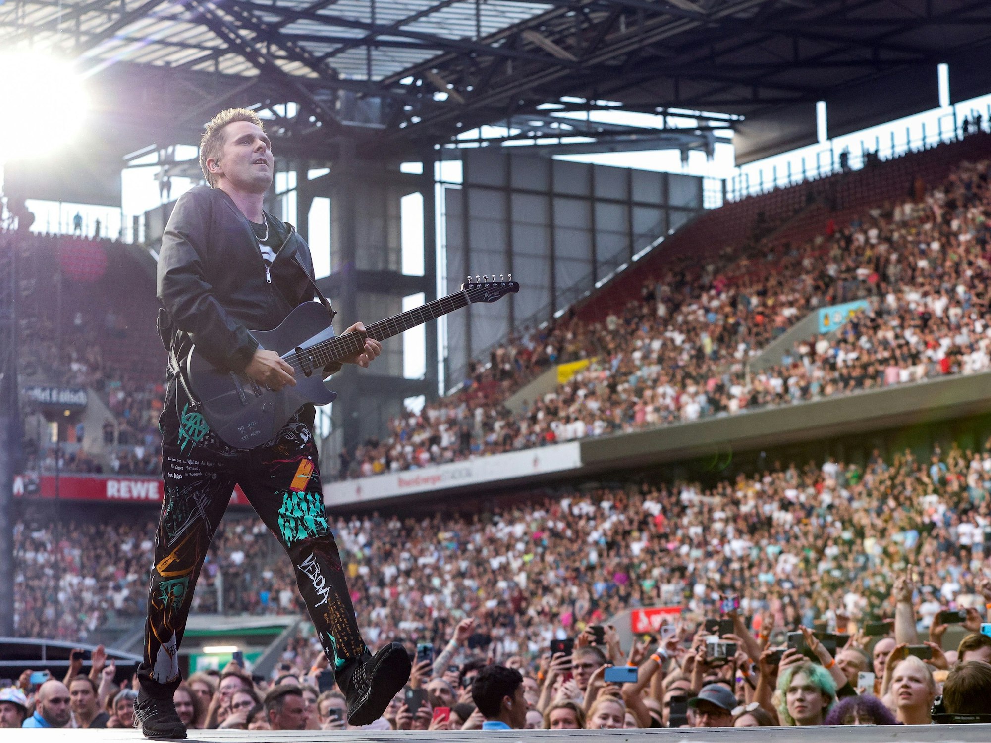 Das Konzert der britischen Band Muse im Rhein-Energie-Stadion.