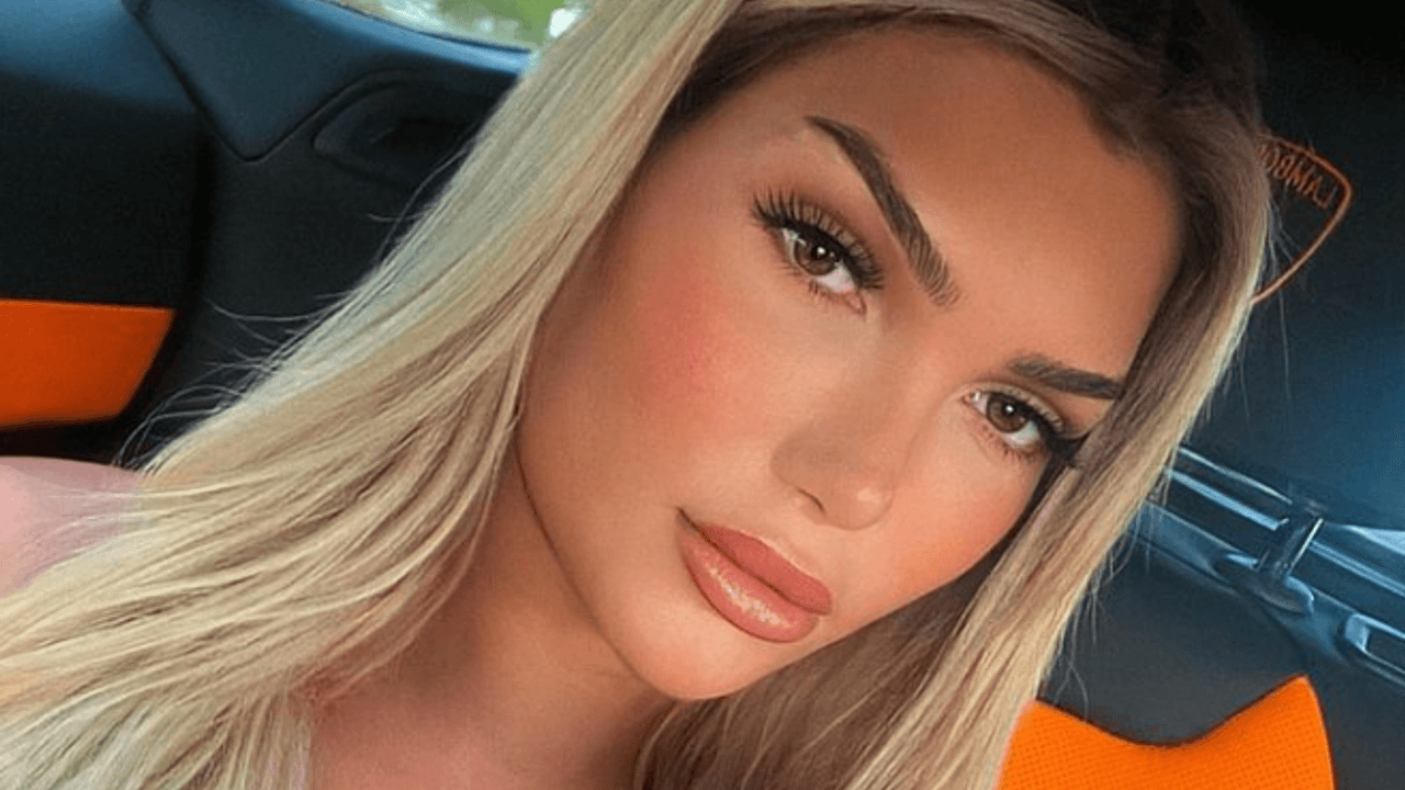 Giuliana Farfalla macht ein Selfie
