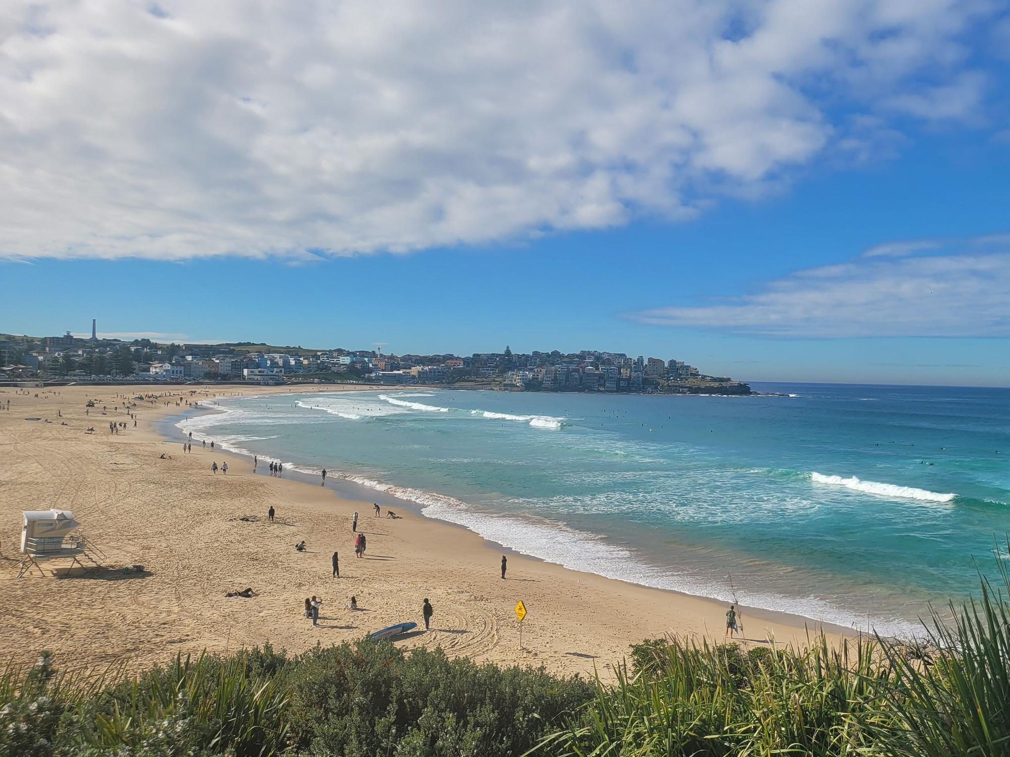Sydney: Stadtstrand Bondi Beach.
Fotos aus Juli 2023