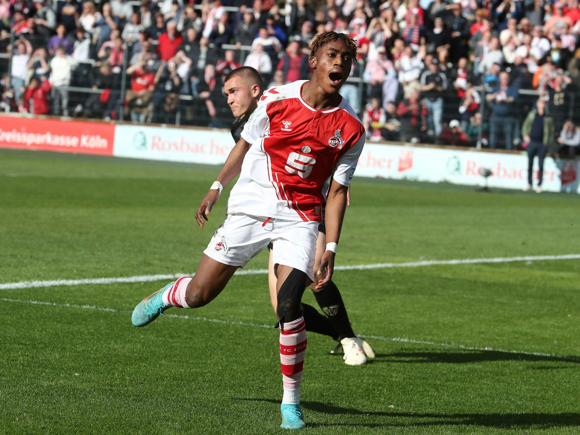 Justin Diehl ärgert sich.