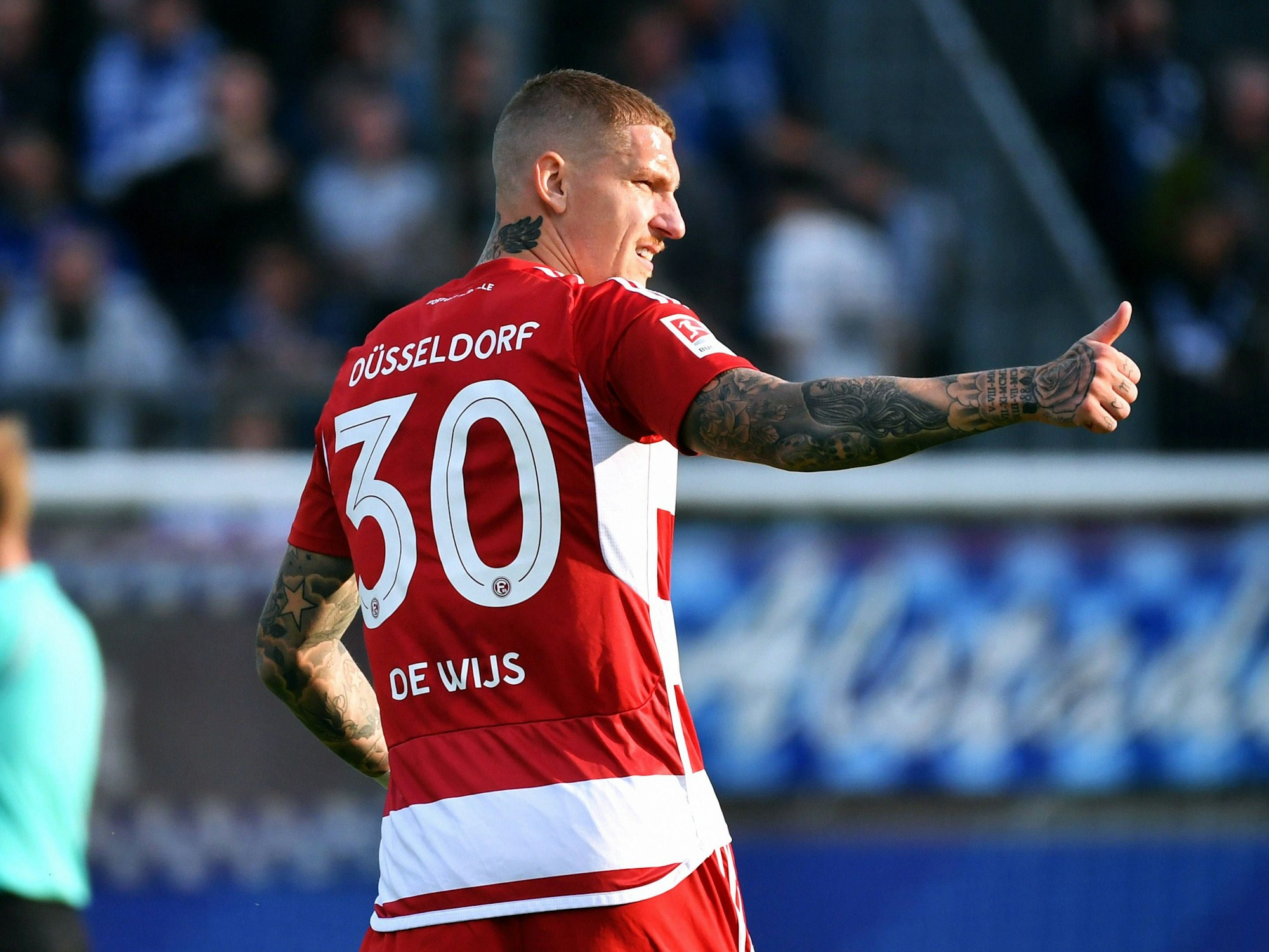 Jordy de Wijs im Trikot von Fortuna Düsseldorf.