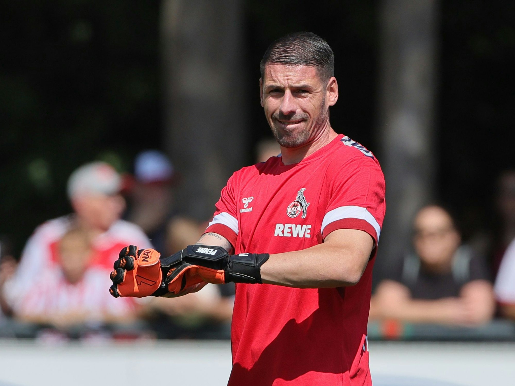 Philipp Pentke im Training des 1. FC Köln.