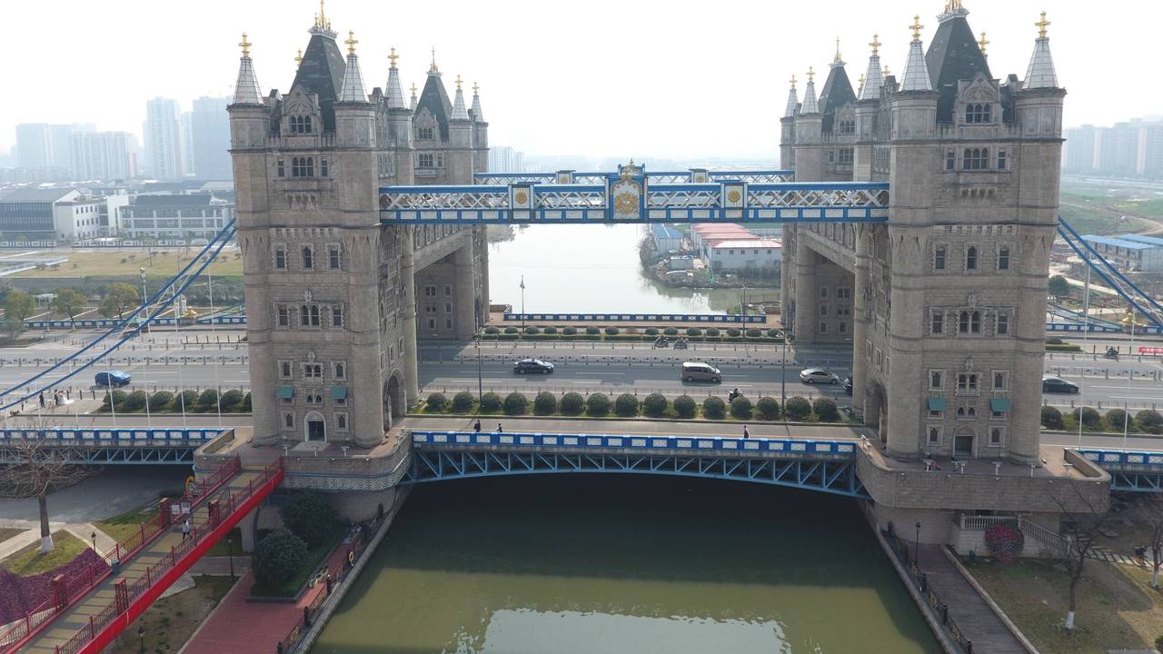 Die London Tower Bridge in Suzhou