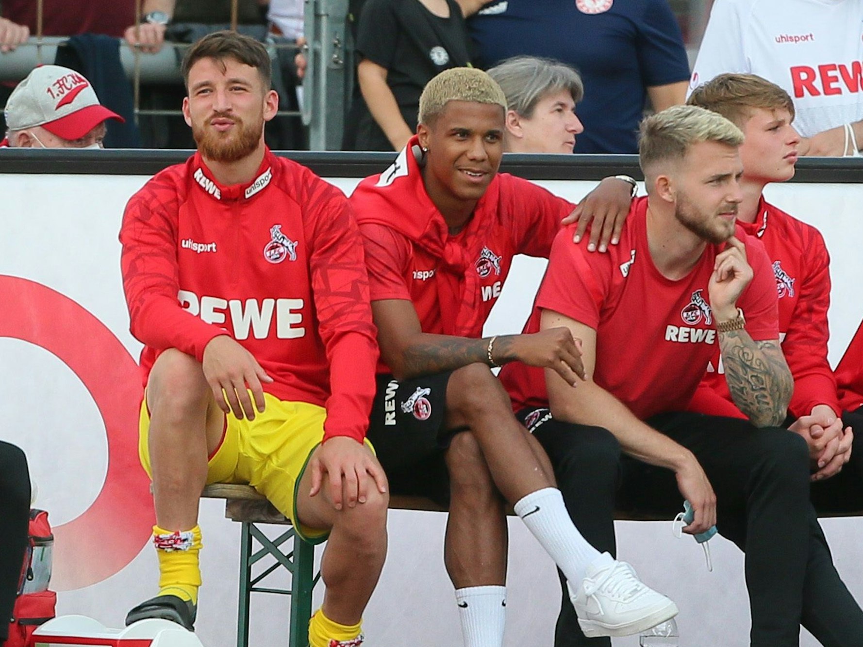 Salih Özcan, Ismail Jakobs, Jannes Horn und Jonas Urbig.