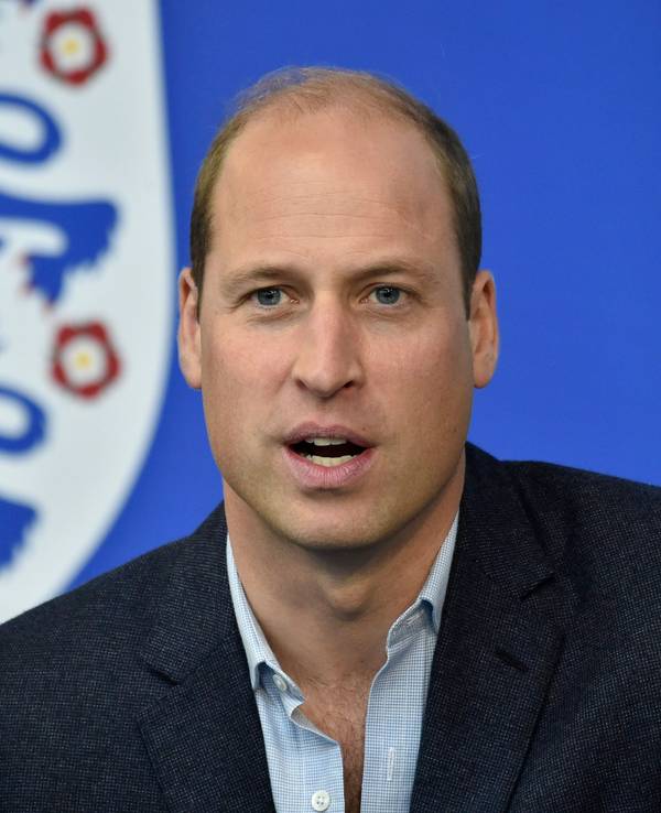 Prinz William schaut erstaunt.