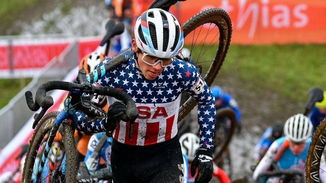 Mountainbike-Talent Magnus White auf dem Fahrrad.