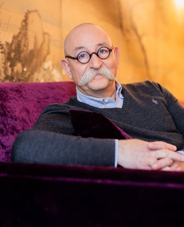 Horst Lichter, Koch und Moderator, aufgenommen im Savoy Hotel. Er hat ein neues Buch geschrieben, mit dem Titel „Ich bin dann mal still: Meine Suche nach der Ruhe in mir“.