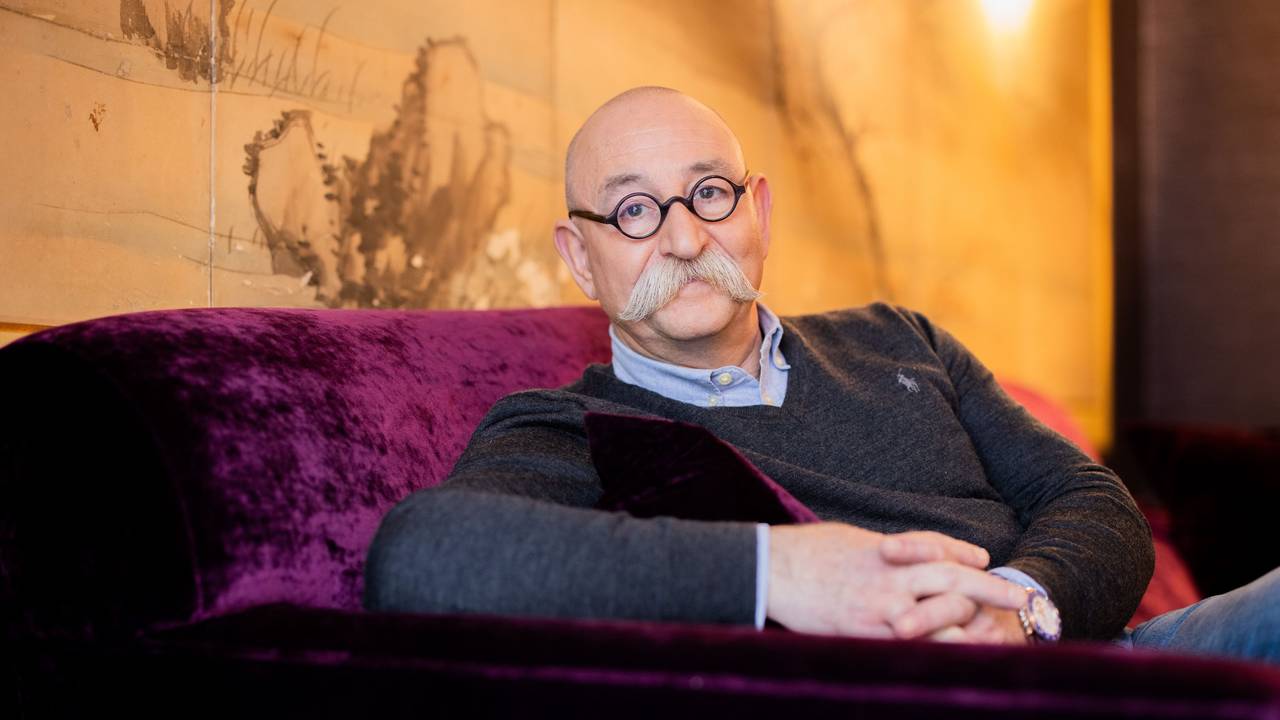 Horst Lichter, Koch und Moderator, aufgenommen im Savoy Hotel. Er hat ein neues Buch geschrieben, mit dem Titel „Ich bin dann mal still: Meine Suche nach der Ruhe in mir“.