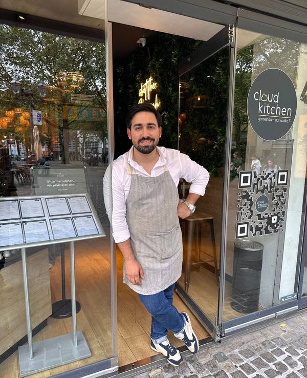 Anil Balci in der neuen Cloudkitchen-Filiale in Köln.