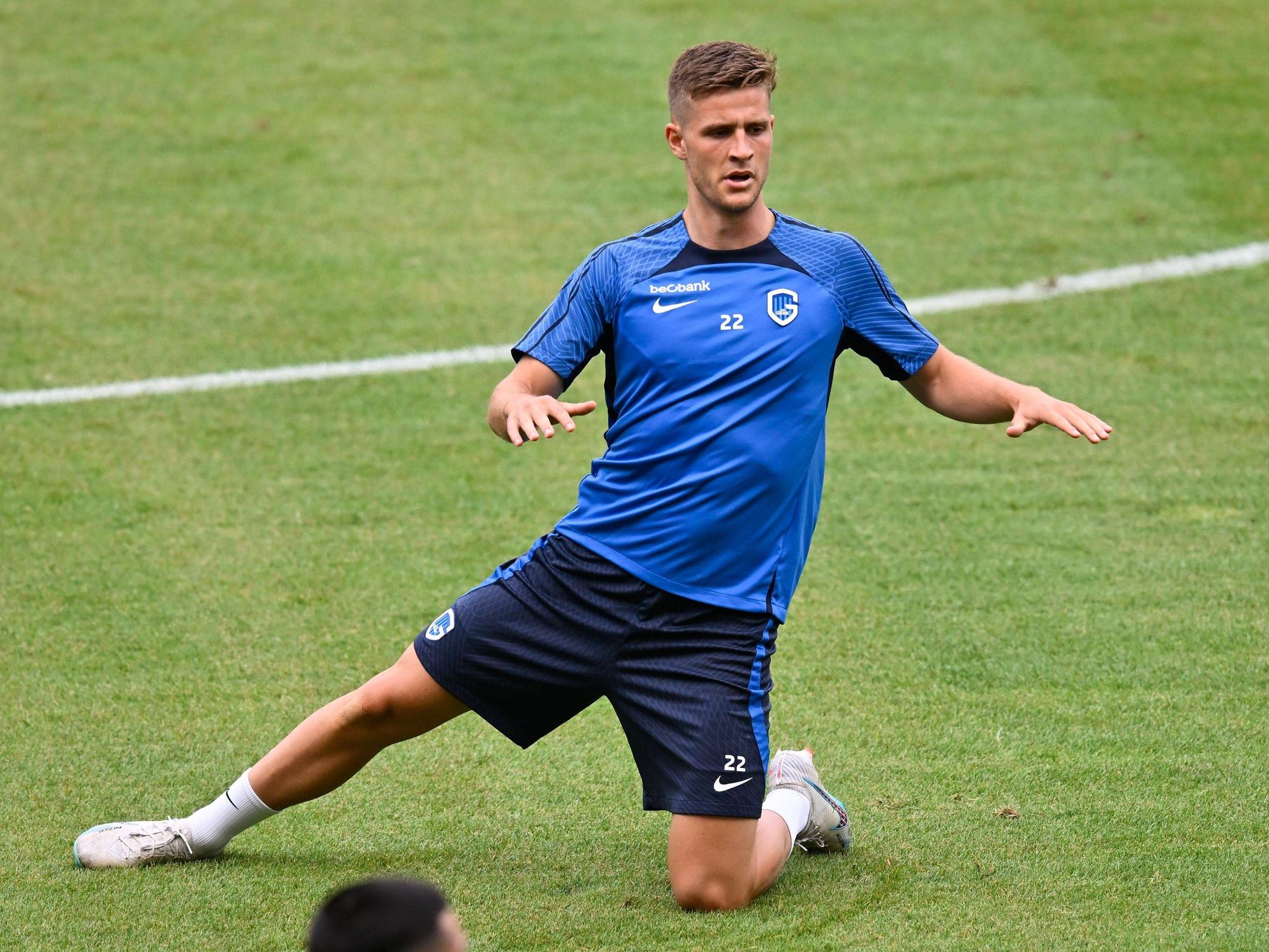 Ramus Carstensen dehnt sich.