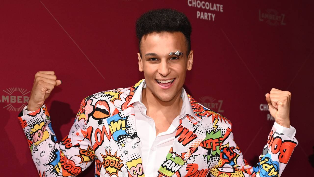 Musiker Prince Damien posiert.