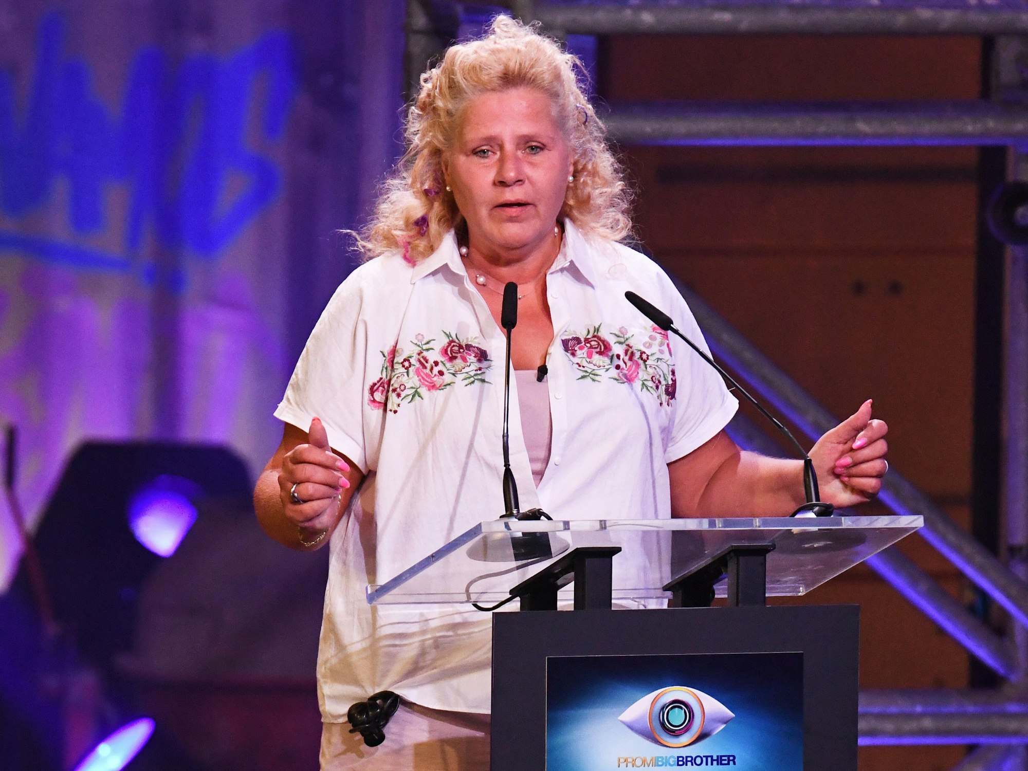 Silvia Wollny, Gewinnerin der Sat.1 Show „Promi Big Brother 2018“, steht im Studio.