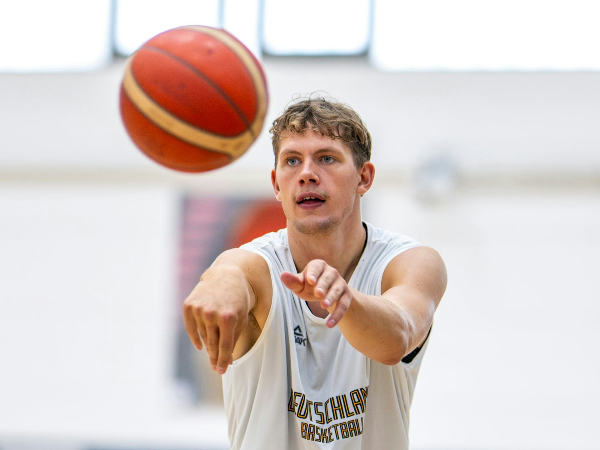 Basketball-Nationalmannschaft: Moritz Wagner am Ball.