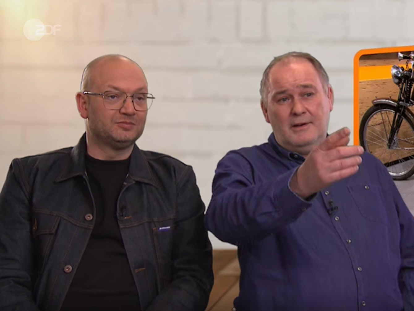 Waldi redet mit Sven Deutschmanek.