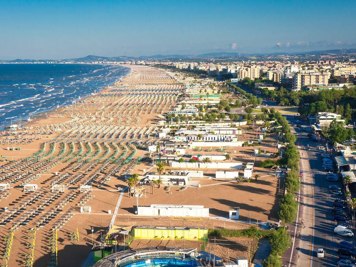 Blick auf den Strand von Rimini
