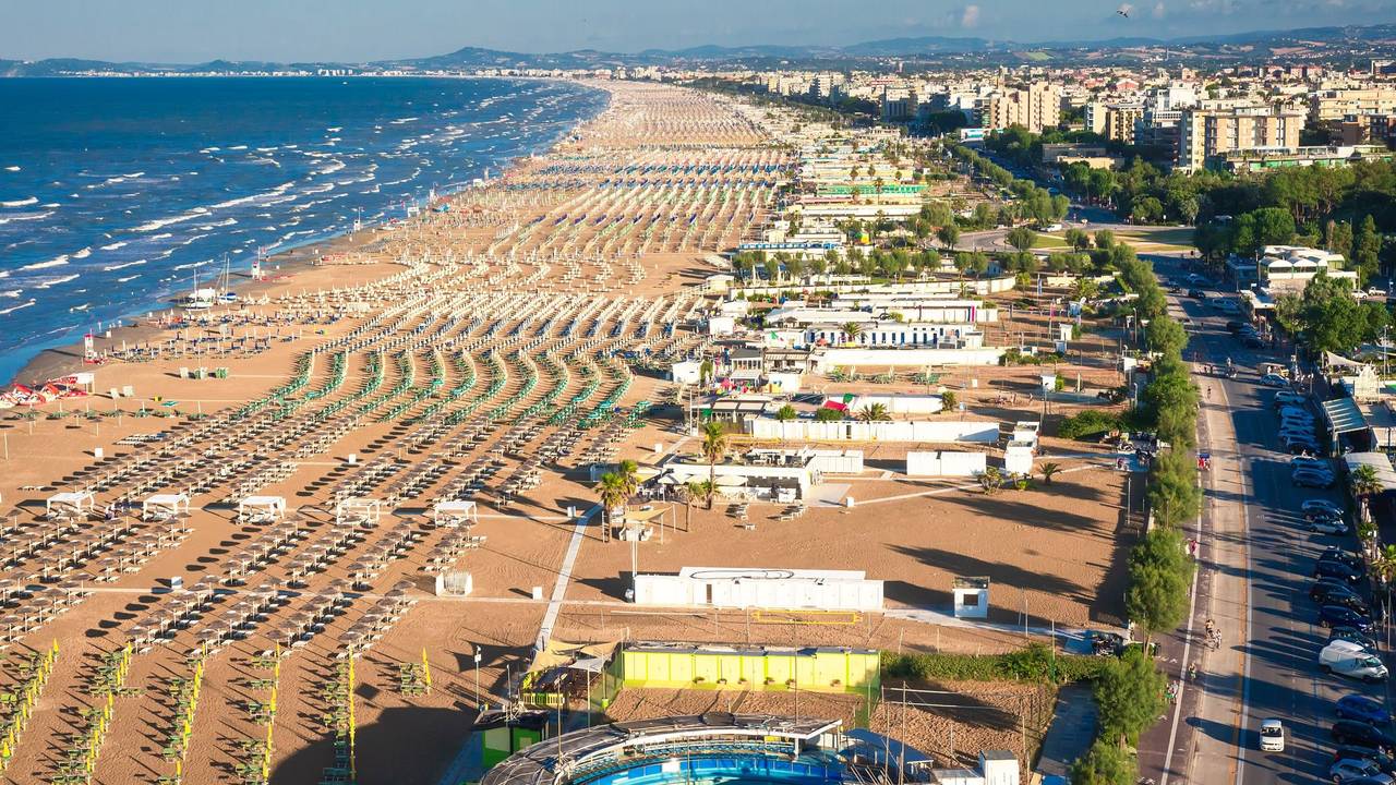 Blick auf den Strand von Rimini