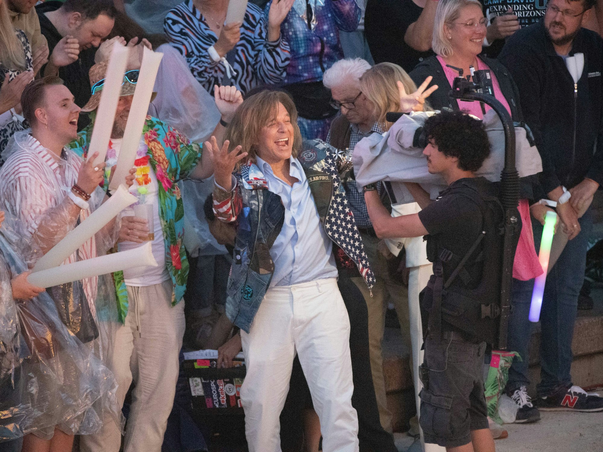 Jürgen Drews feiert im Publikum bei Florian Silbereisens TV-Show.