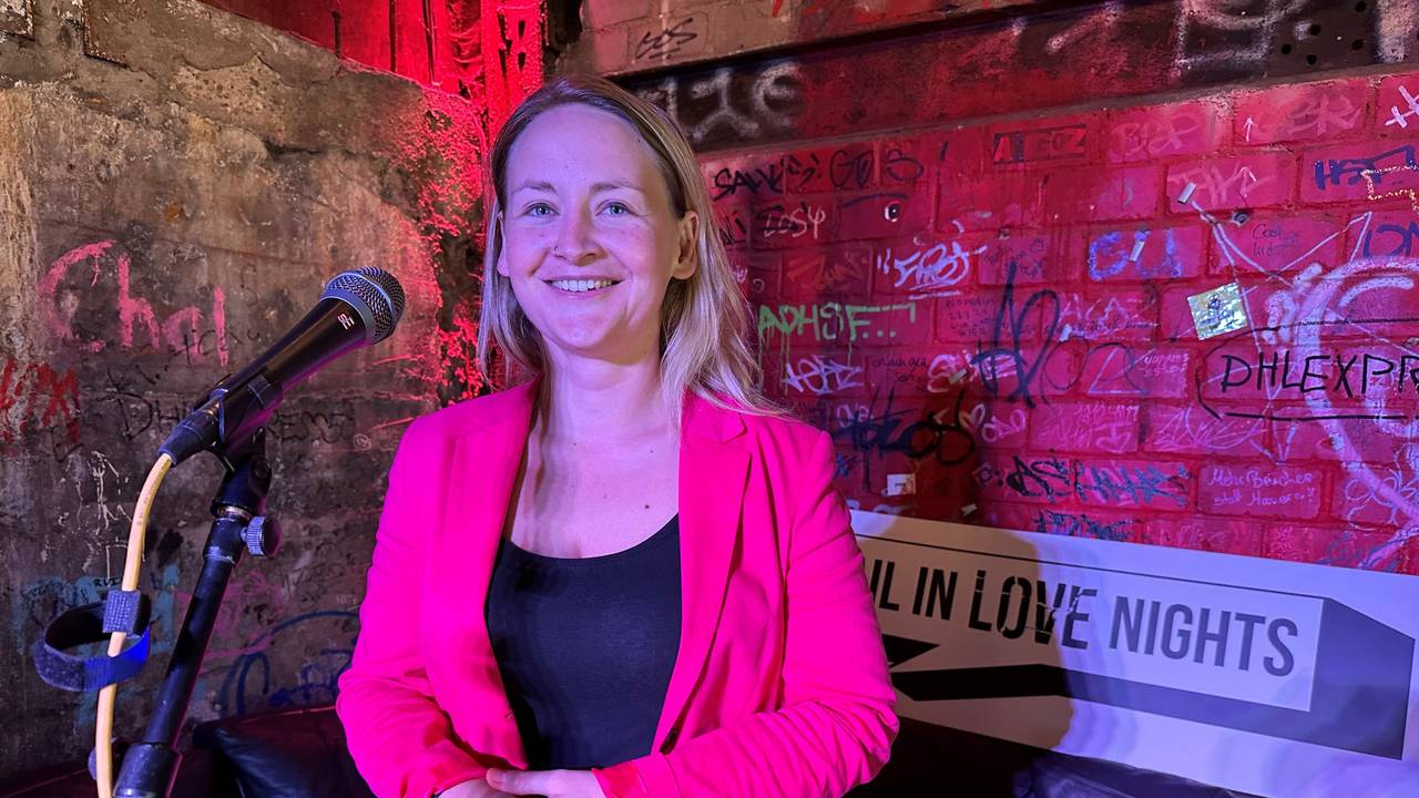 Die Kölnerin Juliana Stockheim veranstaltet die Fail In Love Nights.