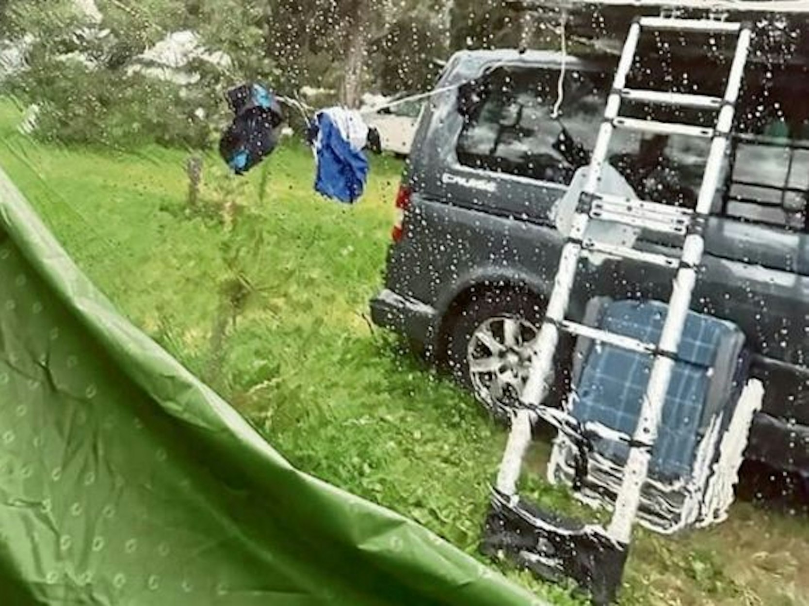 Bülent B. landete mit seiner Familie im slowenischen Dauerregen.