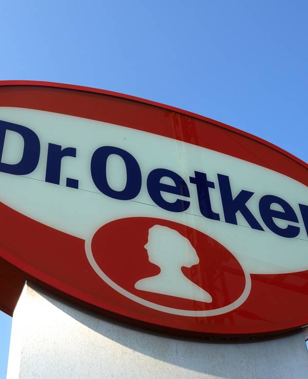 Das Logo von Dr. Oetker, aufgenommen in Bielefeld (Nordrhein-Westfalen), hier im April 2013.