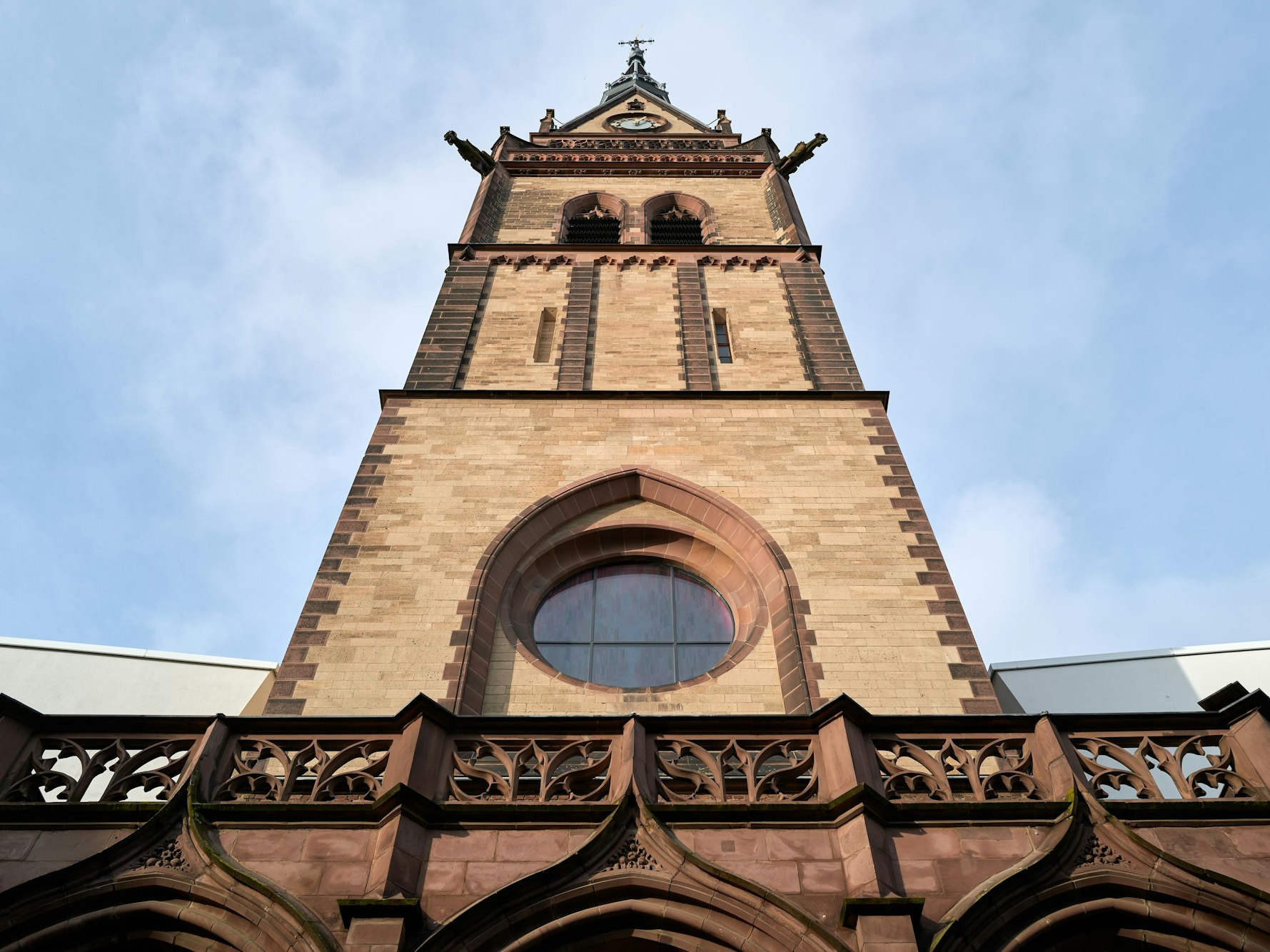 Die Kölner Christuskirche in der Außenansicht.