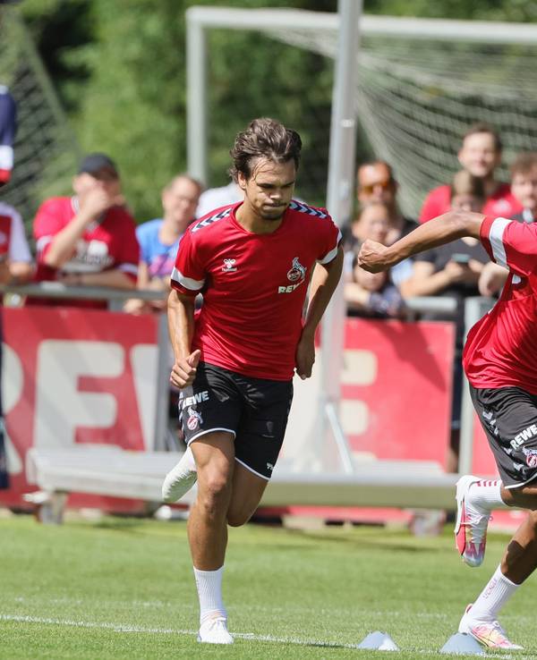 Max Finkgräfe und Damion im Training des 1. FC Köln.