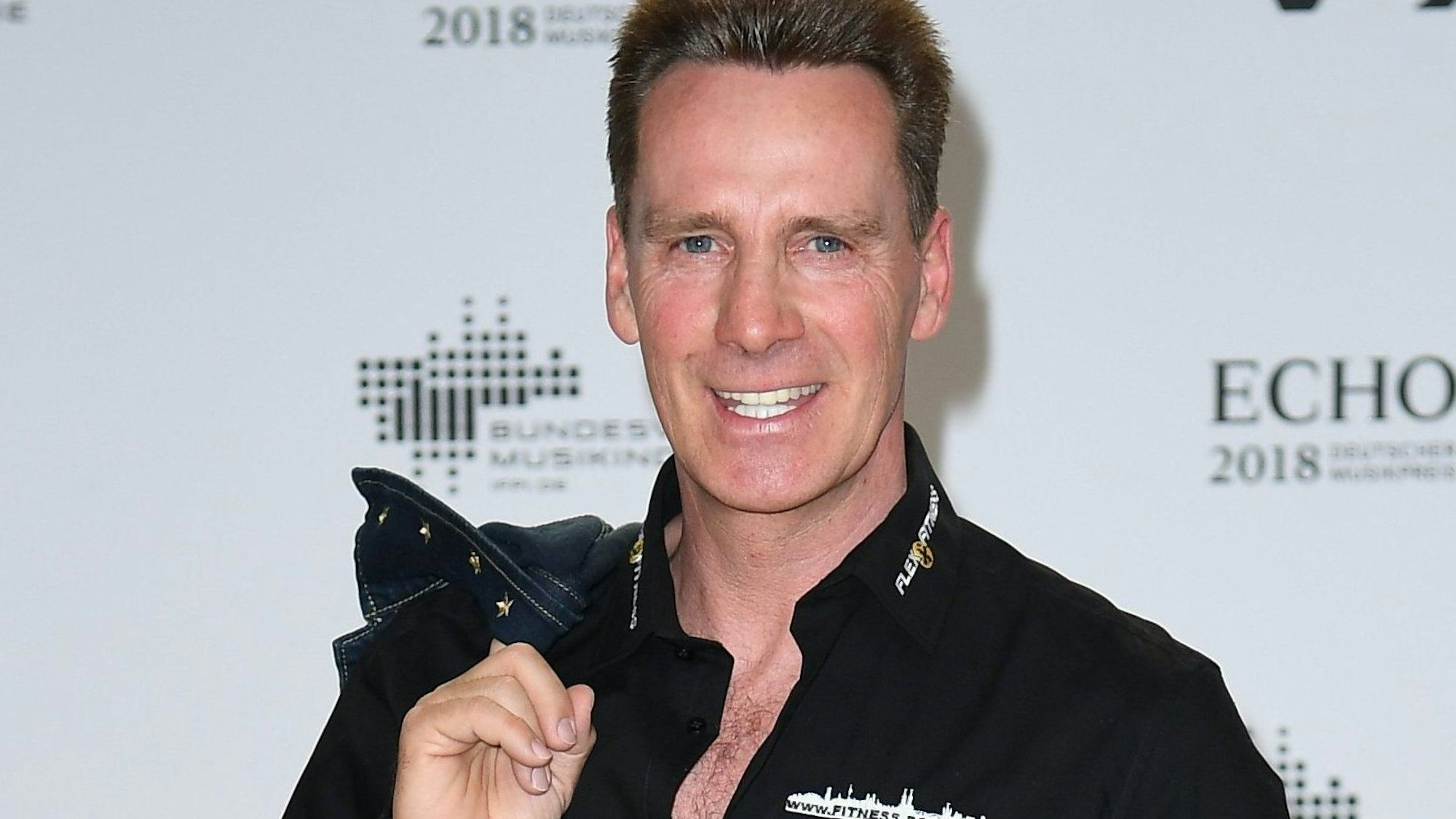 Jürgen Milski kommt zu der 27. Verleihung des Deutschen Musikpreises Echo. Milski ist Kandidat der Show „Kampf der Realitystars - Schiffbruch am Traumstrand“