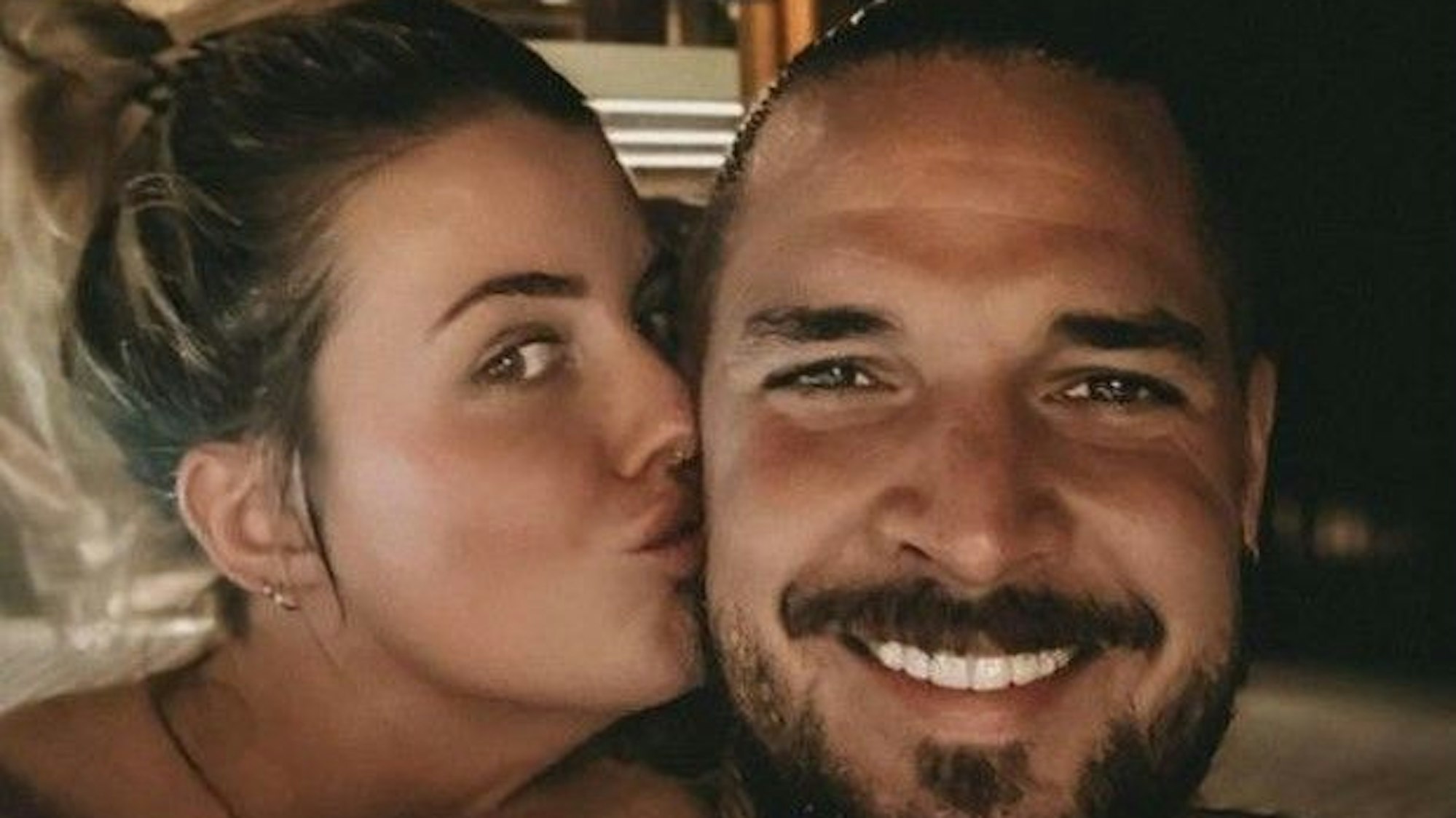 Das Sommerhaus der Stars 2023: Pia Tillmann und Zico Banach sind dabei. Das Pärchen-Selfie veröffentlichte Zico 2022 auf seinem Instagram-Account.