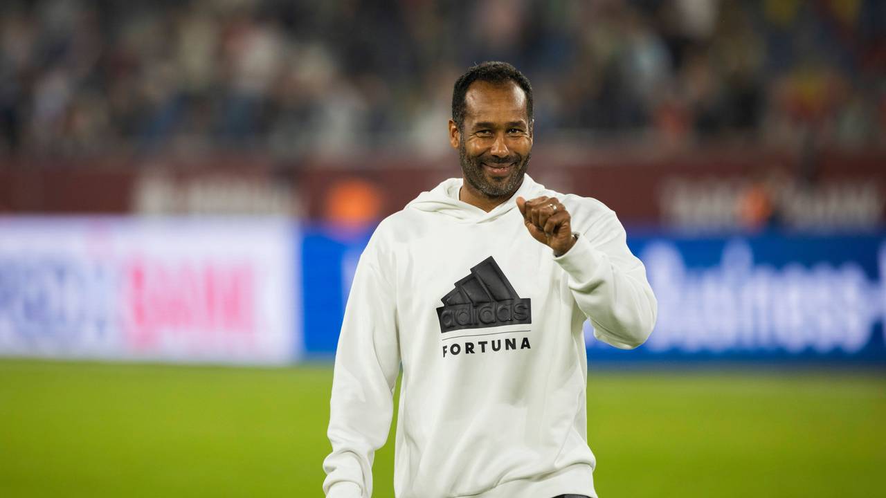 Düsseldorf-Trainer Daniel Thioune beim Spiel gegen Hertha BSC.