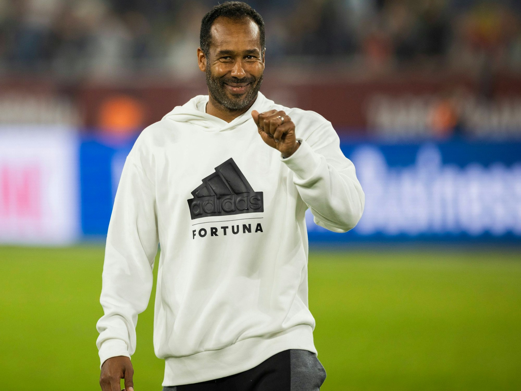 Düsseldorf-Trainer Daniel Thioune beim Spiel gegen Hertha BSC.