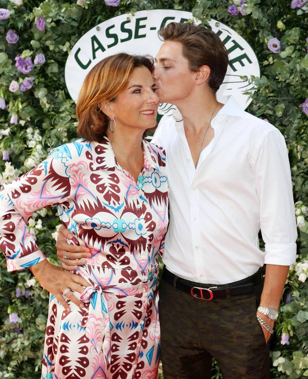 Claudia Obert mit Partner Max Suhr bei der Re-Opening Party des Restaurants Casse-Croute in der Neustadt.