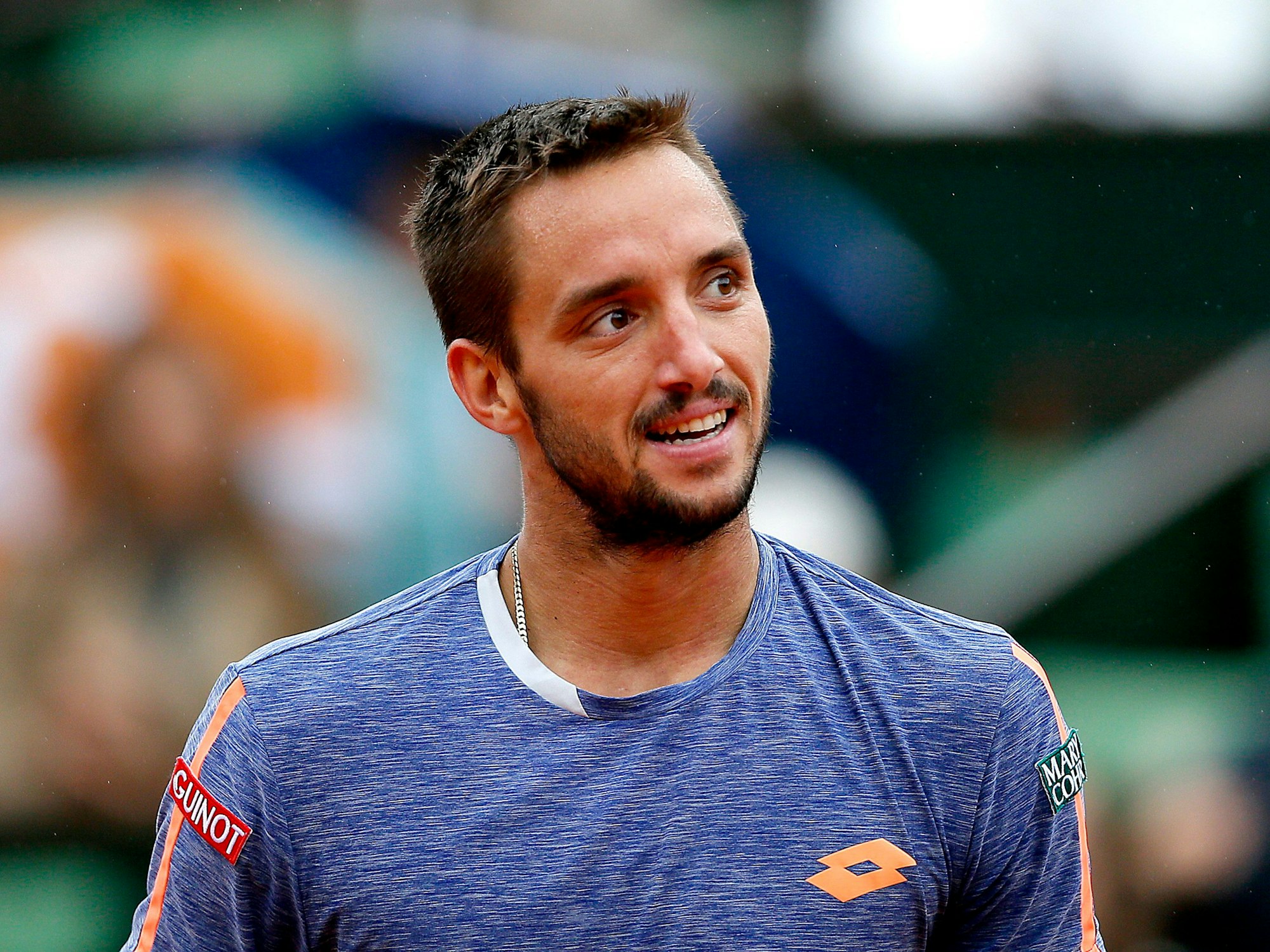 Viktor Troicki bei einem Match bei den French Open in Paris