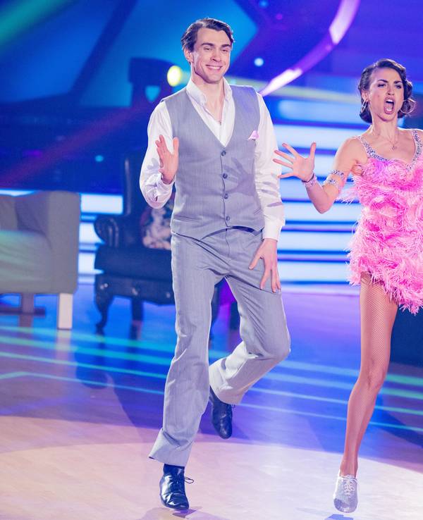 Timon Krause, Mentalist, und Ekaterina Leonova, Profitänzerin, tanzen in der RTL-Tanzshow „Let's Dance“ im Coloneum.