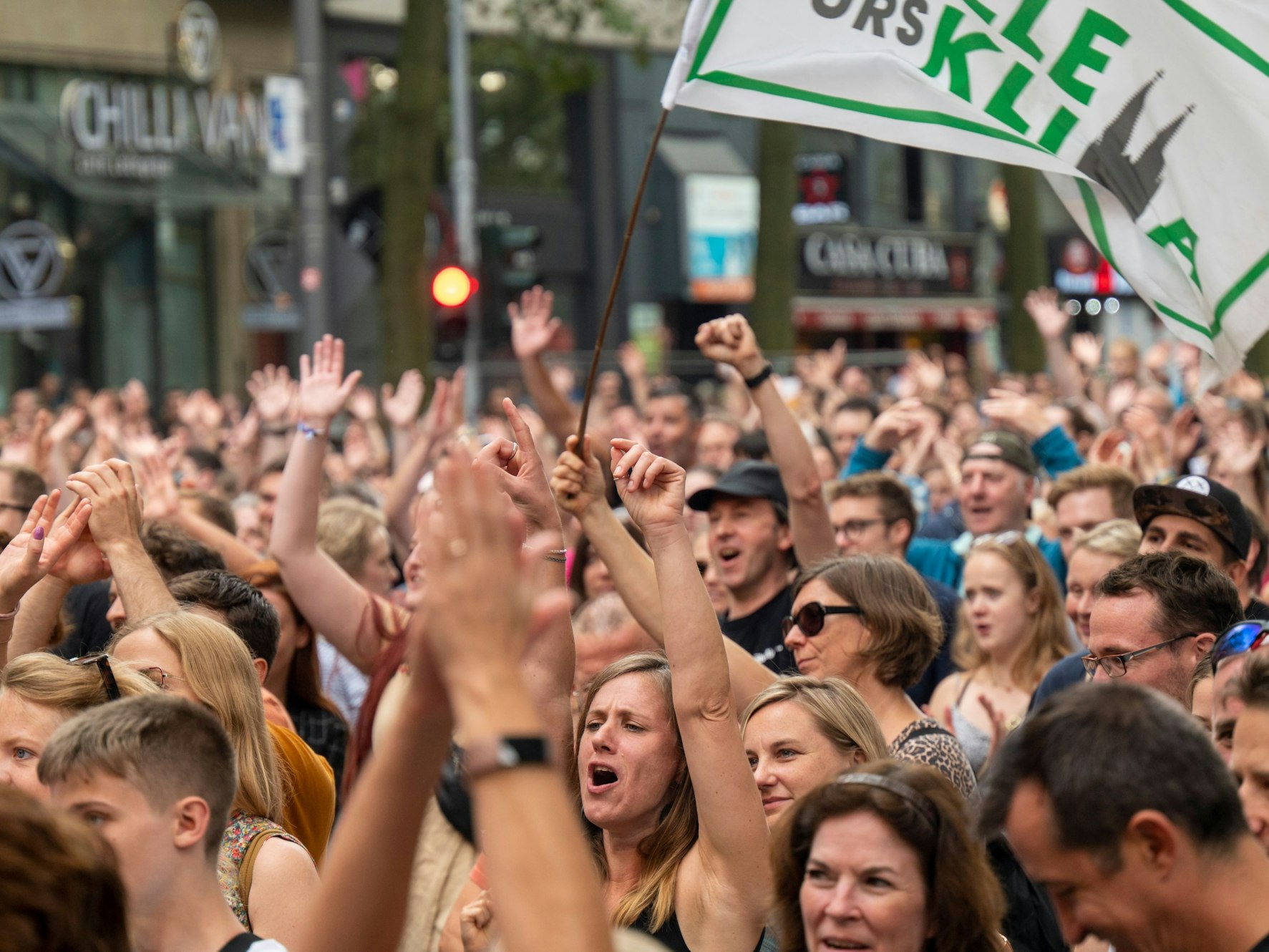 Konzert im Rahmen des Gamescom City-Festivals mit dem Motto Arsch huh fürs Klima.
