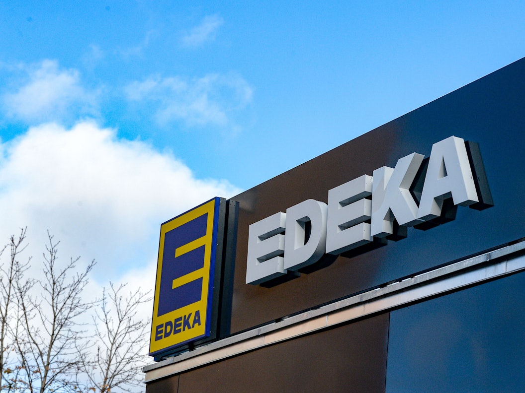 Das Logo vom Einzelhändler Edeka.