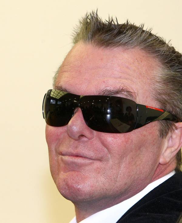 Prinz Marcus von Anhalt sitzt am 19.11.2014 im Landgericht Augsburg (Bayern).