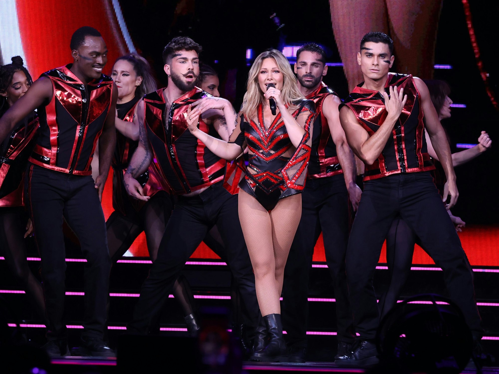 Helene Fischer gibt das erste von sieben Konzerten in der Lanxess-Arena („Rausch live“).