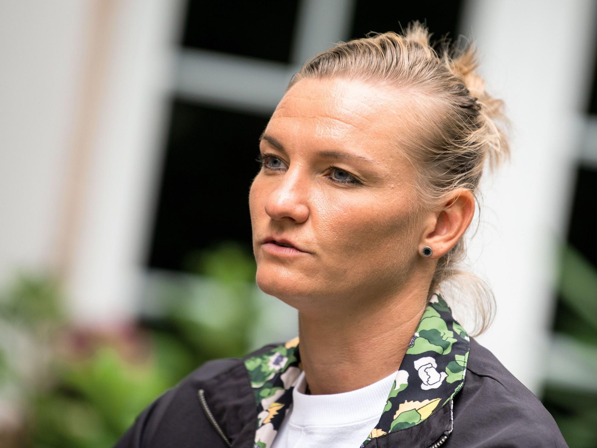 Alexandra Popp, Fußball-Nationalspielerin, bei einem Interview.