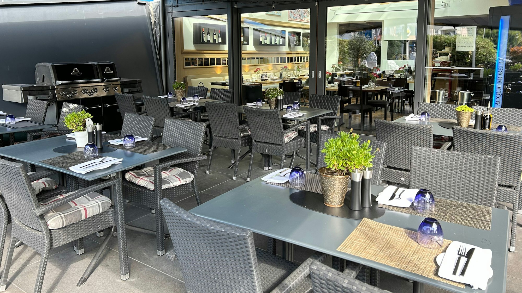 Terrasse des „Triquetta“ in Köln-Weiden