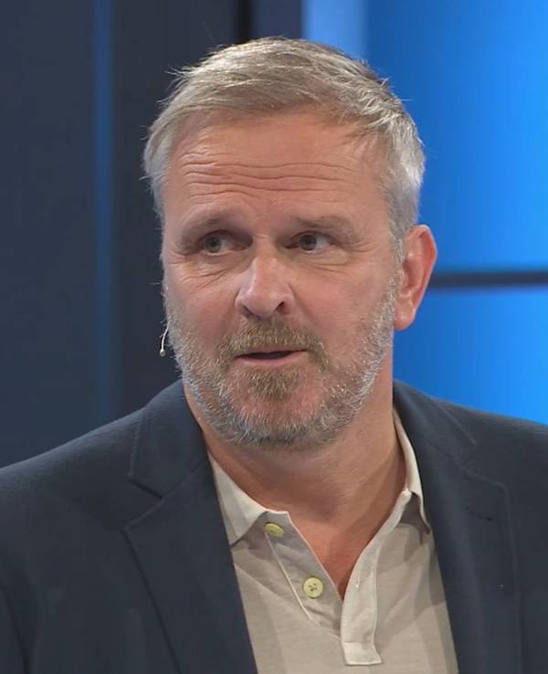 Dietmar Hamann spricht im Sky-Studio.