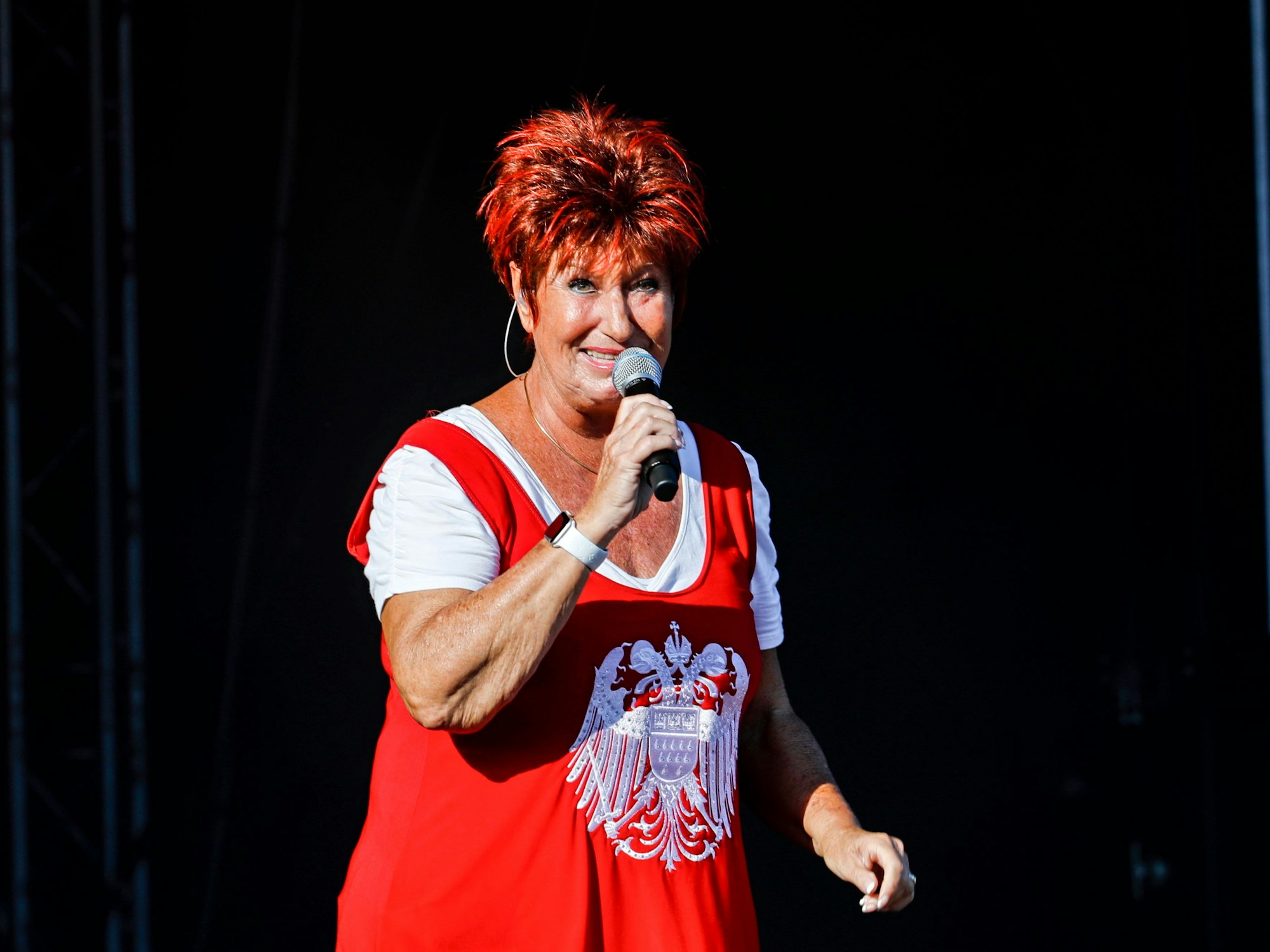 Marita Köllner bei der „Kölschen Nacht“ am Otto-Maigler-See.