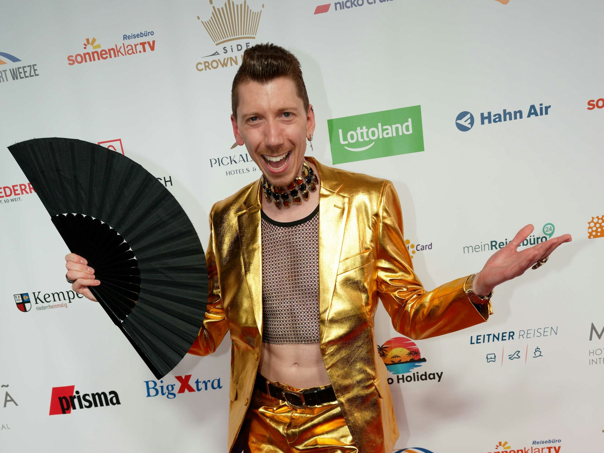 Manuel Flickinger lächelt.