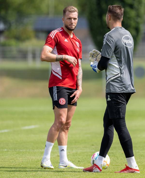 Training bei Fortuna Düsseldorf: Andre Hoffmann und Florian Kastenmeier.
